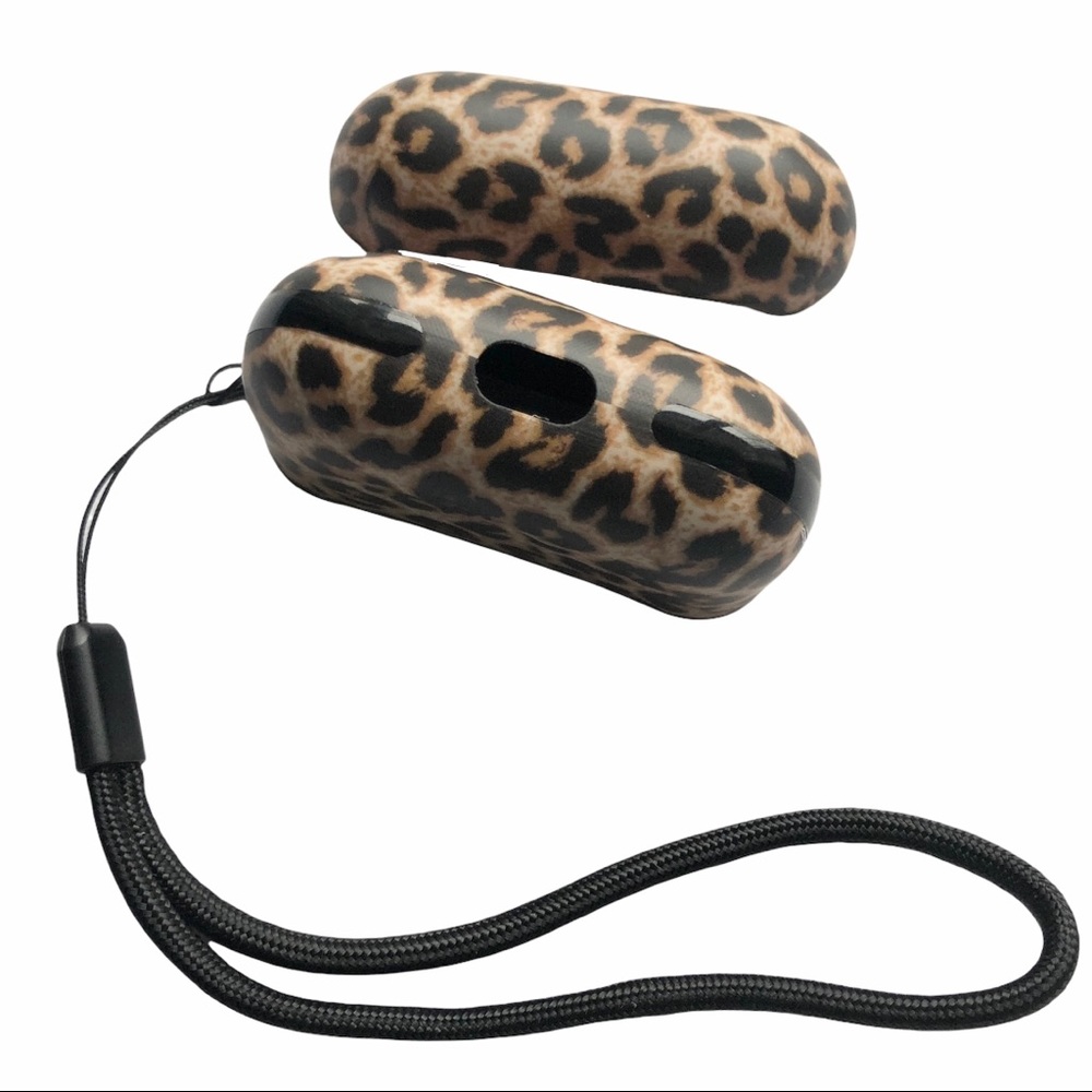 Leopard Print AirPod PRO Case Brown Black Spots Plastic NEW - Picture 6 of 9